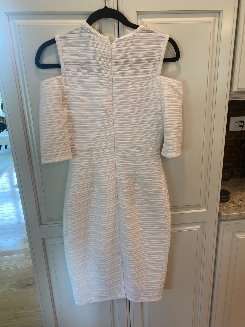 I Heart Ronson White Cold-Shoulder Textured Mini Dress - Picture 2 of 4